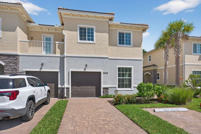 6265 SE Fauna Terrace, sold in Heritage Enclave, Hobe Sound, FL