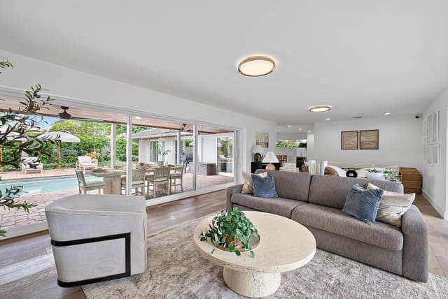 1151 Emerald Lane, Singer Island, FL 33404