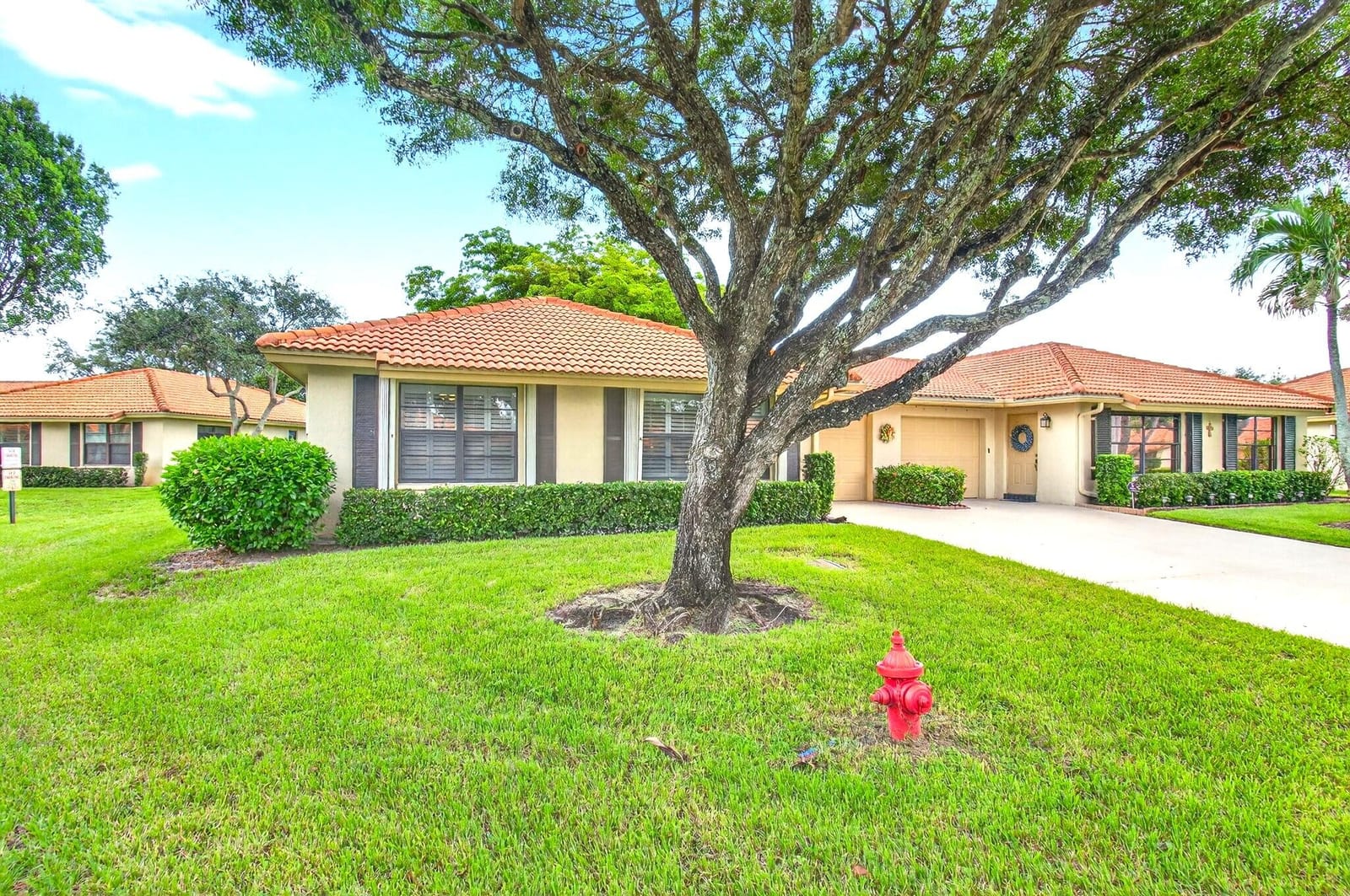 4555 Apple Tree Circle A — photo 2