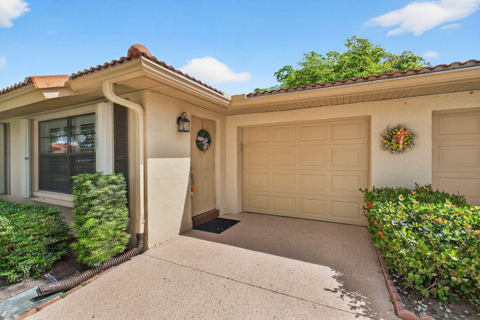4555 Apple Tree Circle A — photo 3