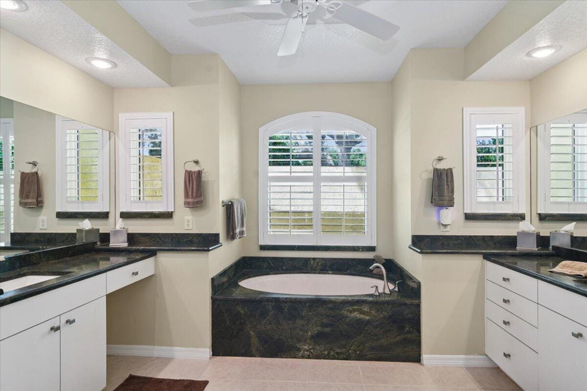 10200 Isle Of Pines Court, Port St. Lucie, FL 34986 photo 24