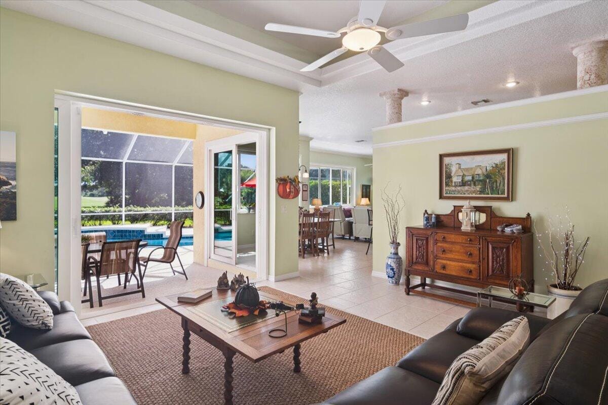 10200 Isle Of Pines Court, Port St. Lucie, FL 34986 photo 8