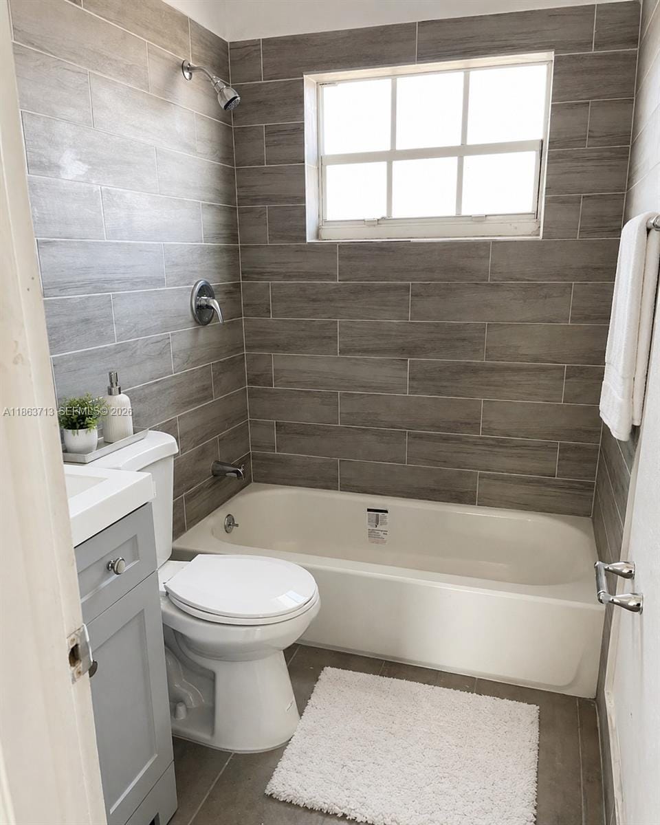 3621 NE 1st Terrace — photo 4