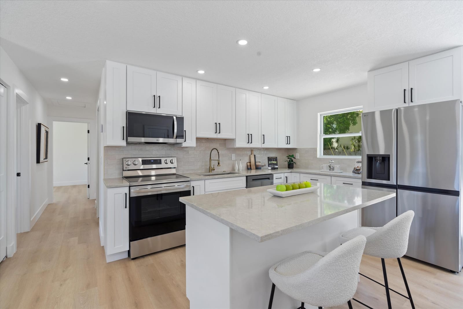 973 Lighthouse Drive — photo 6