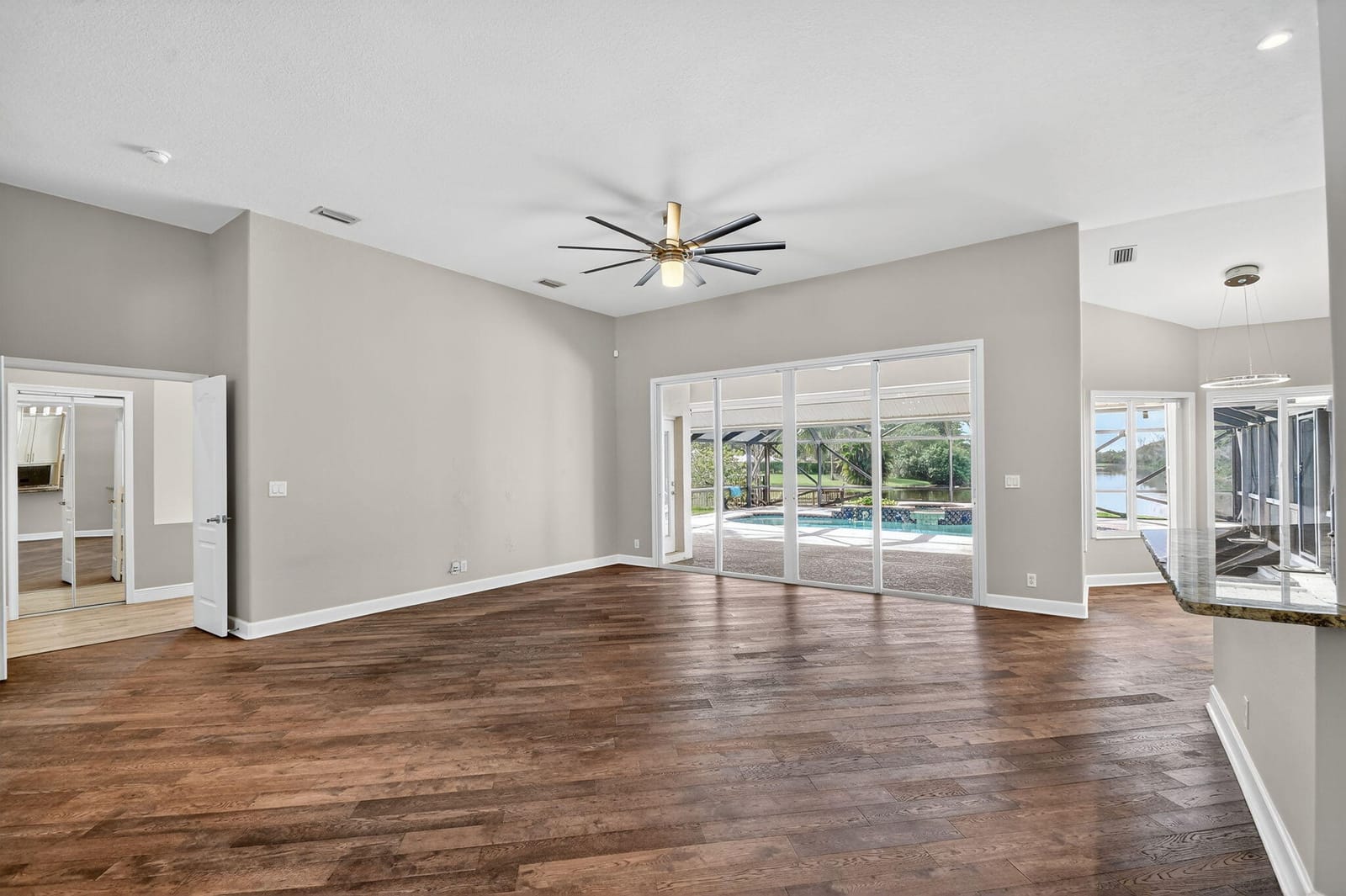 5551 Lago Del Sol Drive — photo 12