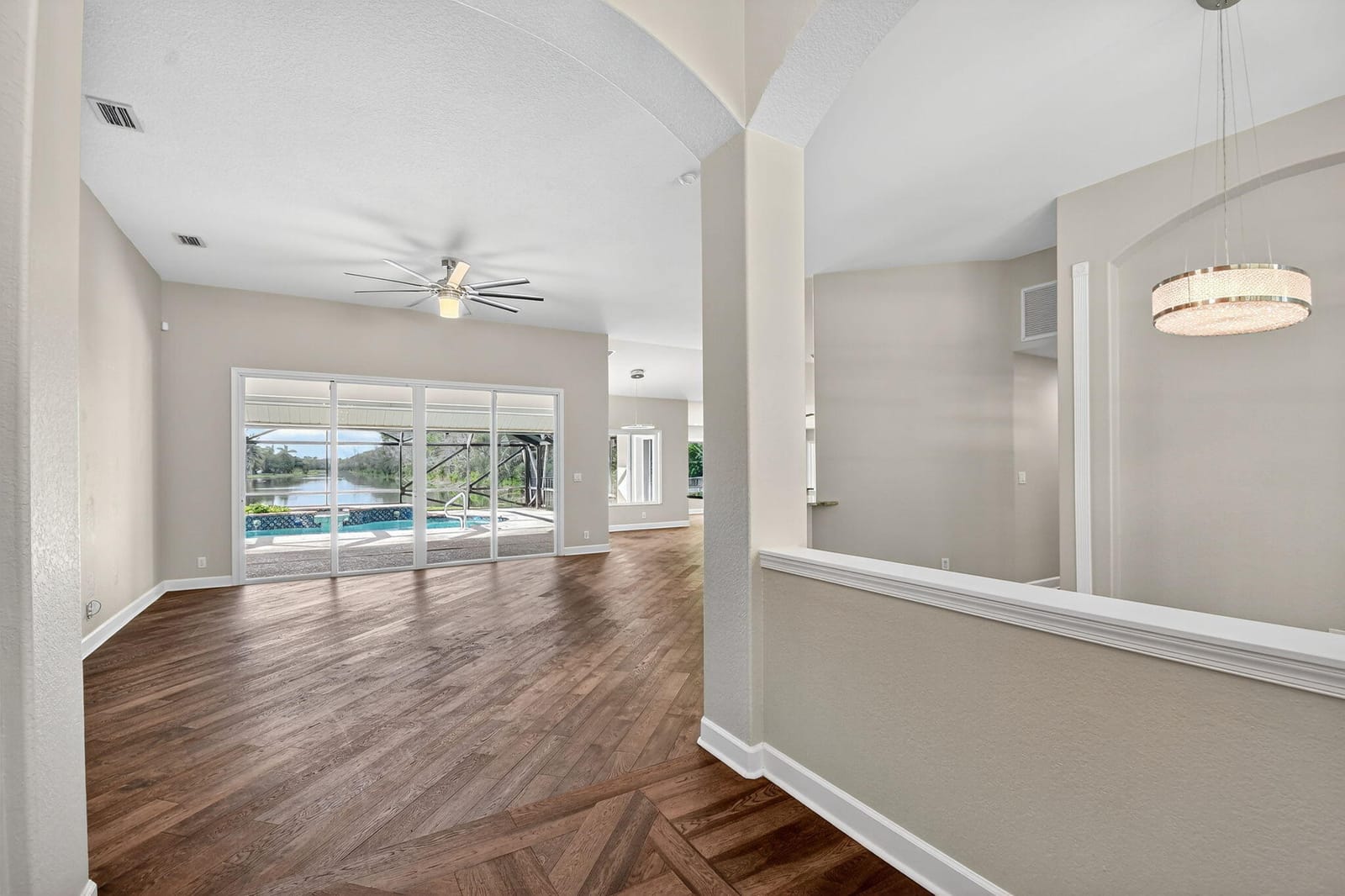 5551 Lago Del Sol Drive — photo 9
