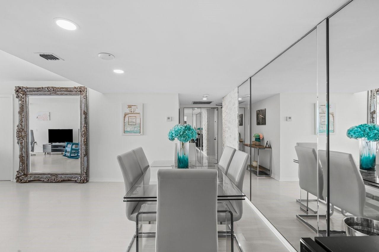5600 N Flagler Drive 2004, West Palm Beach, FL 33407, West Palm Beach