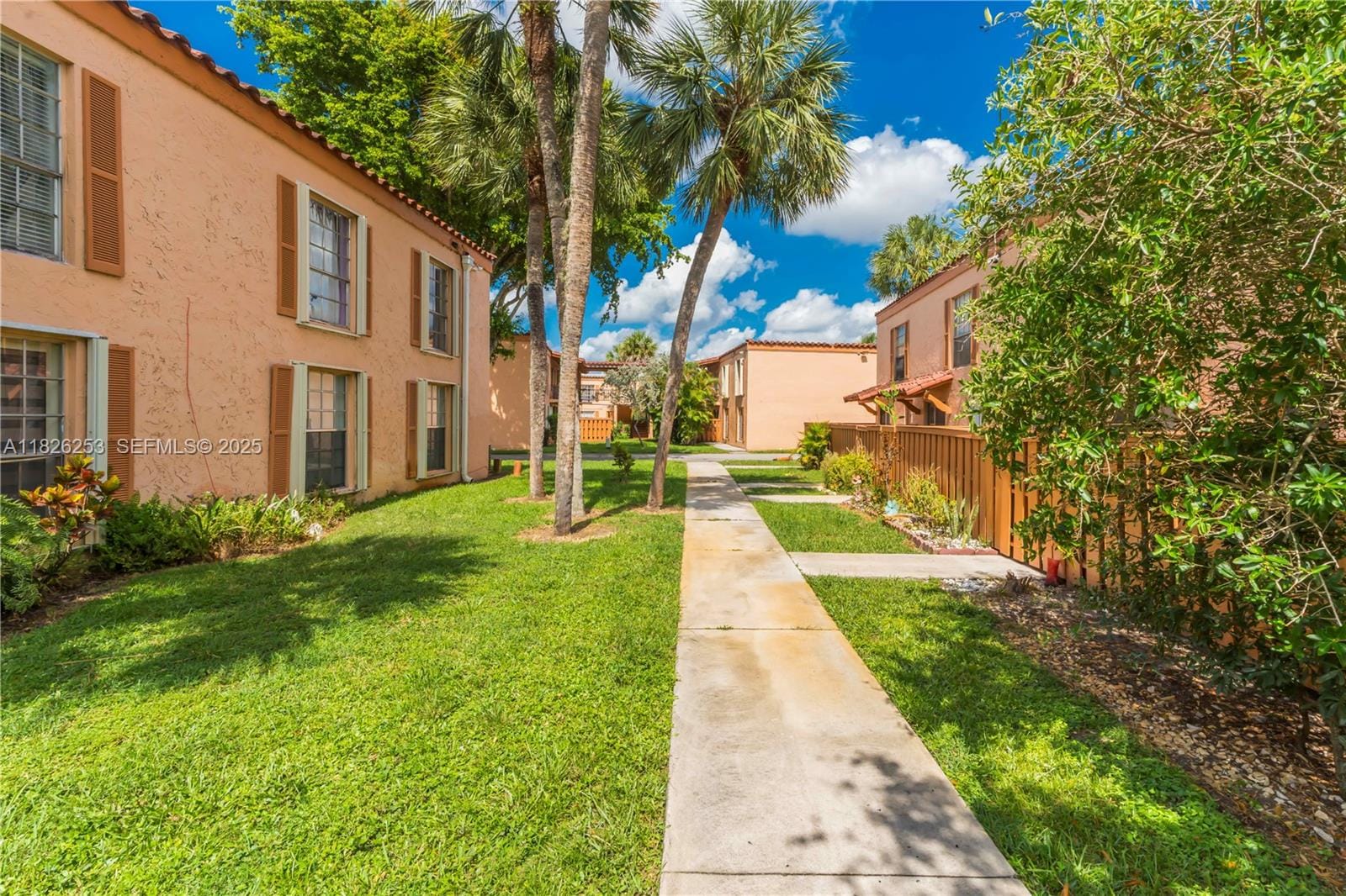 7204 Fairway Drive I25, Miami Lakes, FL 33014 photo 18