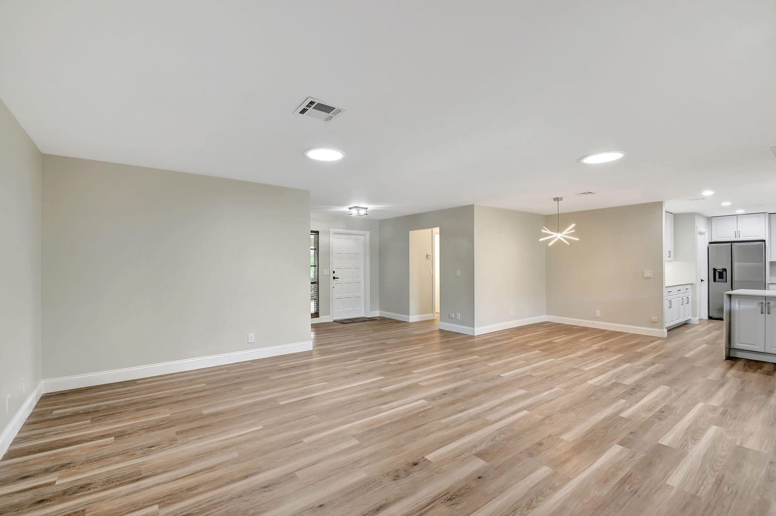 538 Forestview Drive, Atlantis, FL 33462 photo 11