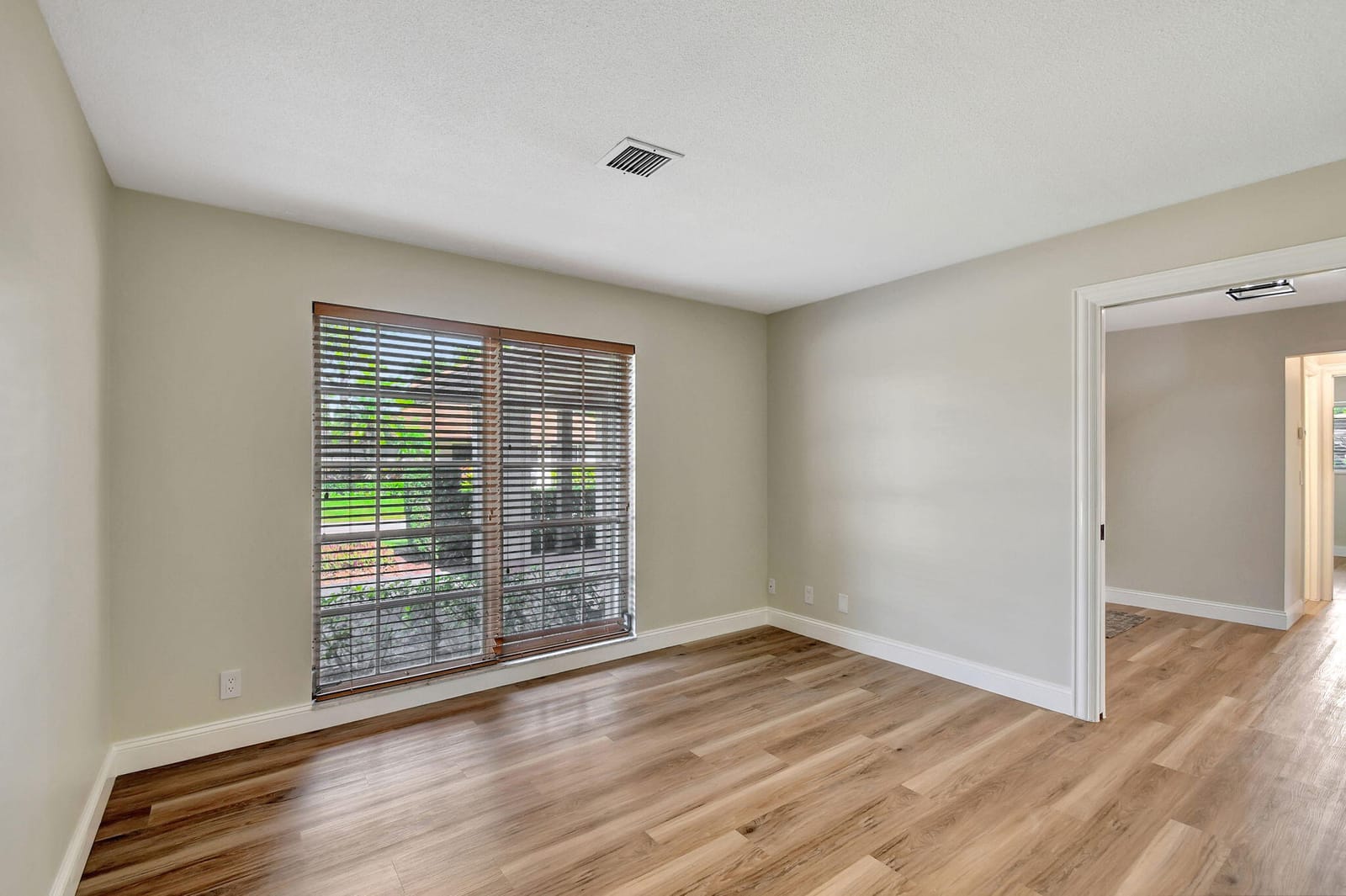 538 Forestview Drive, Atlantis, FL 33462 photo 30