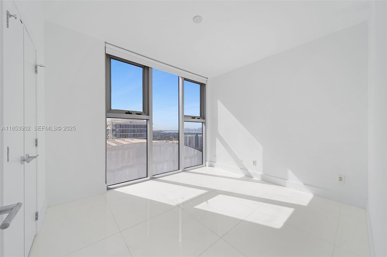 6899 Collins Avenue 2108, Miami Beach, FL 33141 photo 17