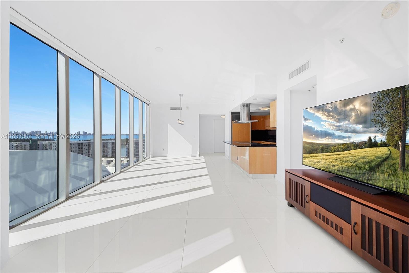 6899 Collins Avenue 2108, Miami Beach, FL 33141 photo 6