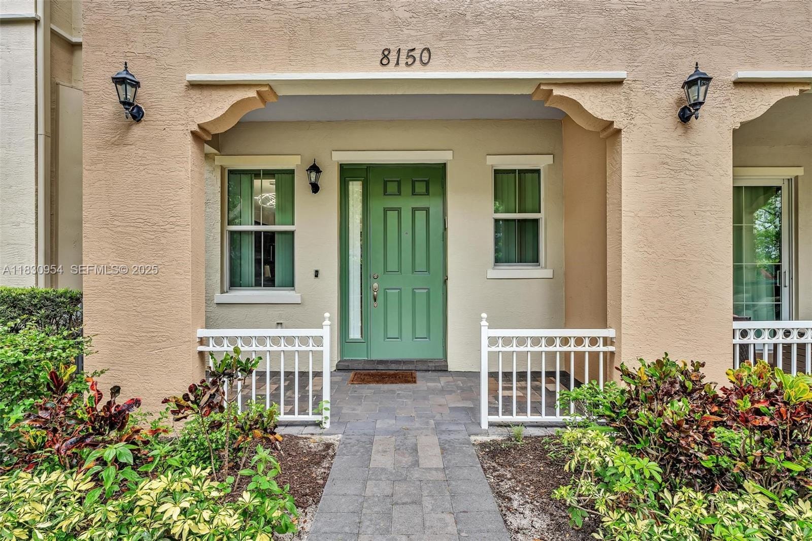 8150 Cascada Isles Drive, Cooper City, FL 33024