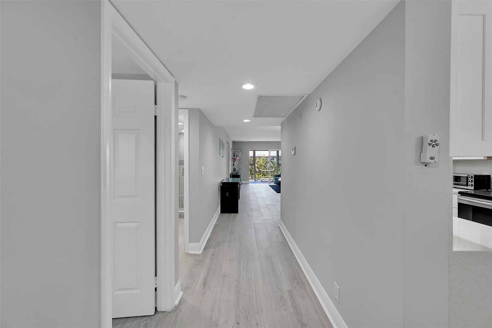 1701 Andros Isle G4 — photo 4