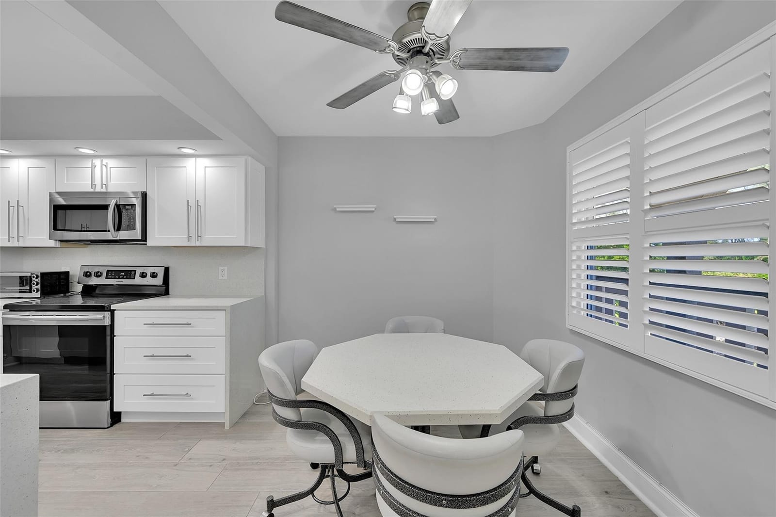 1701 Andros Isle G4 — photo 5