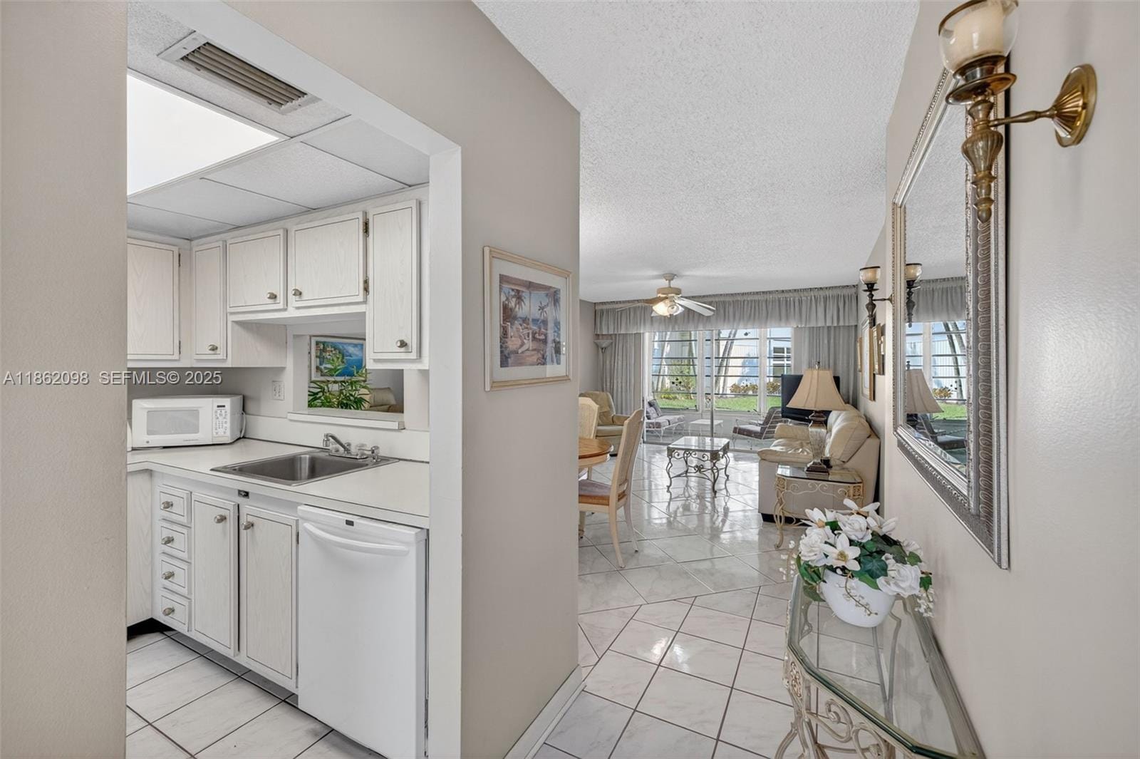4706 NW 36th Street 402, Lauderdale Lakes, FL 33319 photo 16