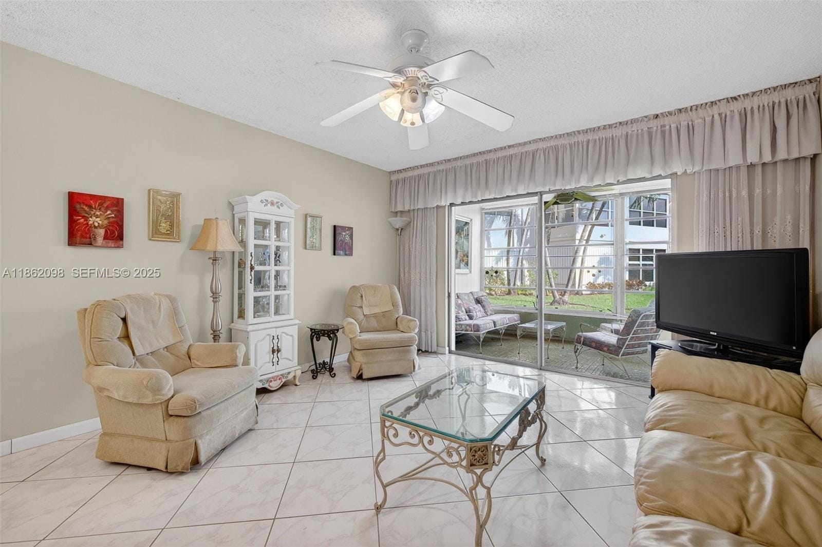 4706 NW 36th Street 402, Lauderdale Lakes, FL 33319 photo 5