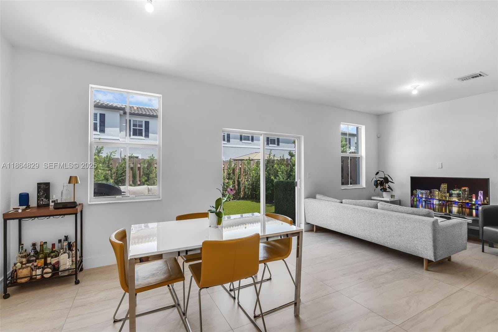 11927 NW 46th Street — photo 11