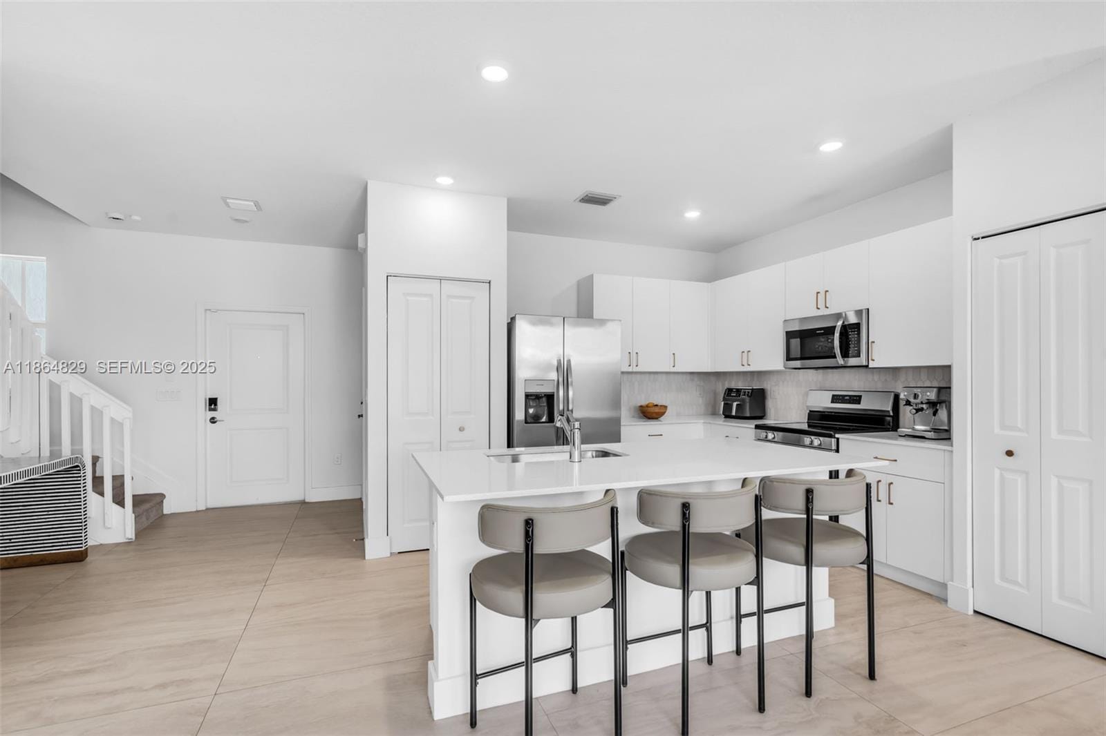 11927 NW 46th Street — photo 7