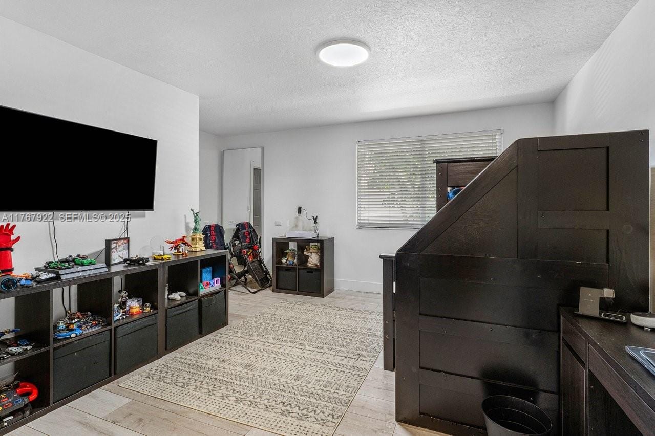 517 Misty Oaks Drive, Pompano Beach, FL 33069 photo 17