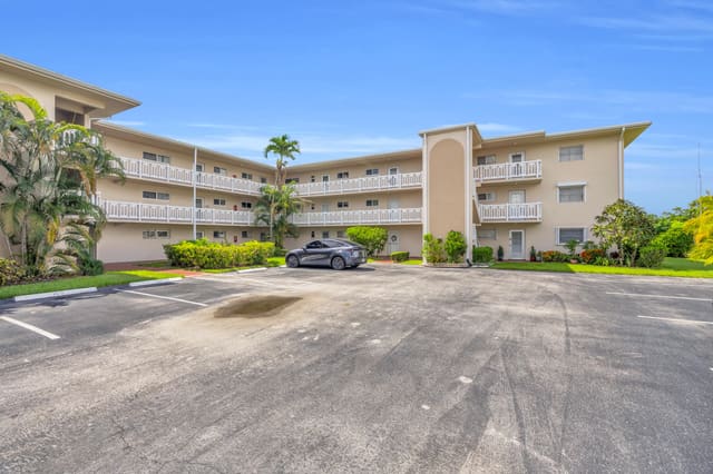 2724 Garden Drive S 108, Lake Worth Beach, FL 33461
