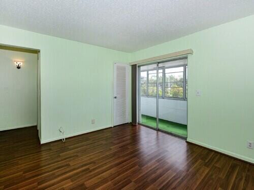 65 Easthampton C — photo 3