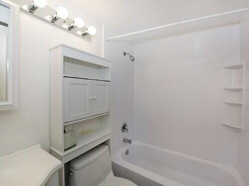 65 Easthampton C — photo 5