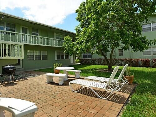 65 Easthampton C — photo 8
