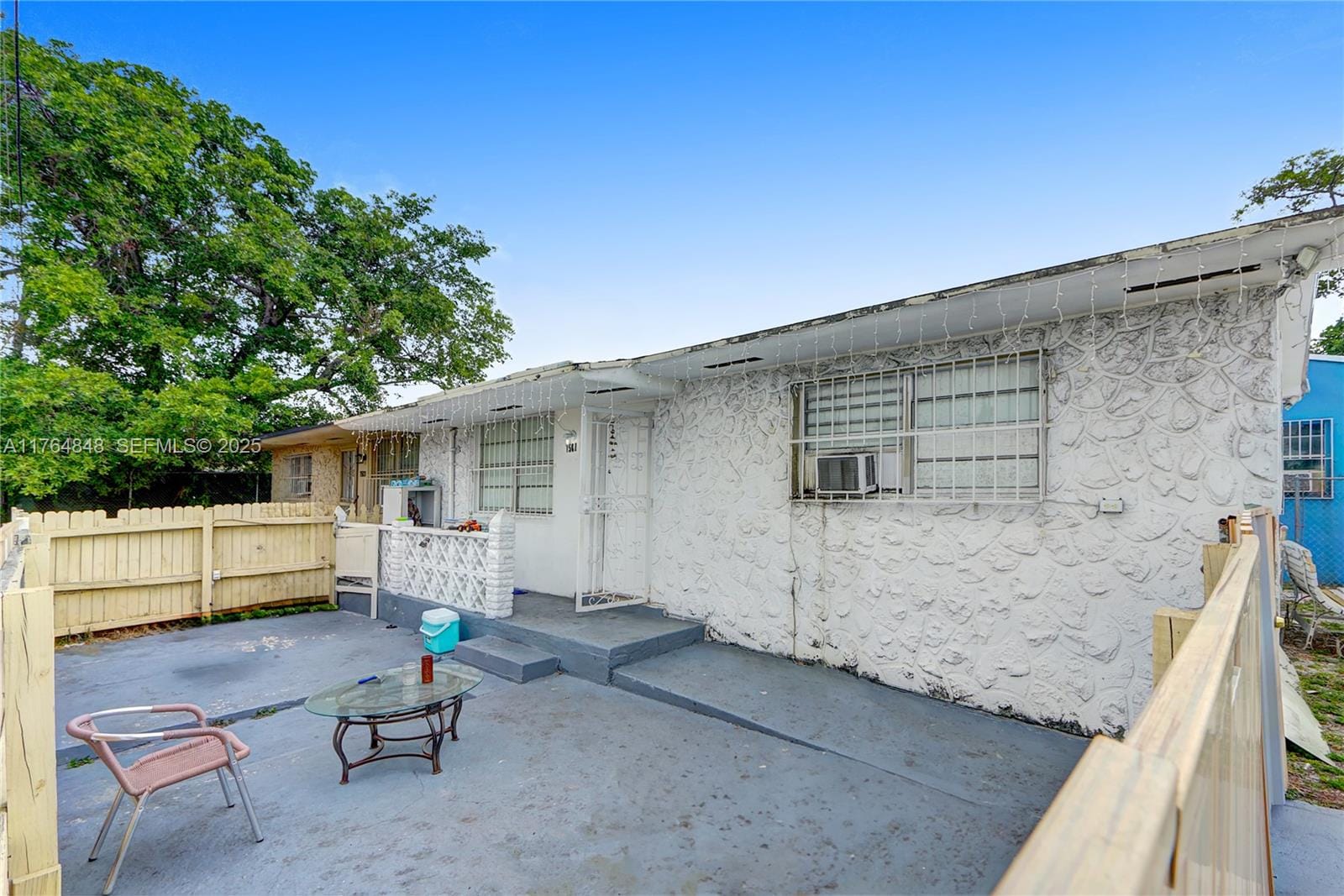 7501 & 7503 NW 6th Court, Miami, FL 33150