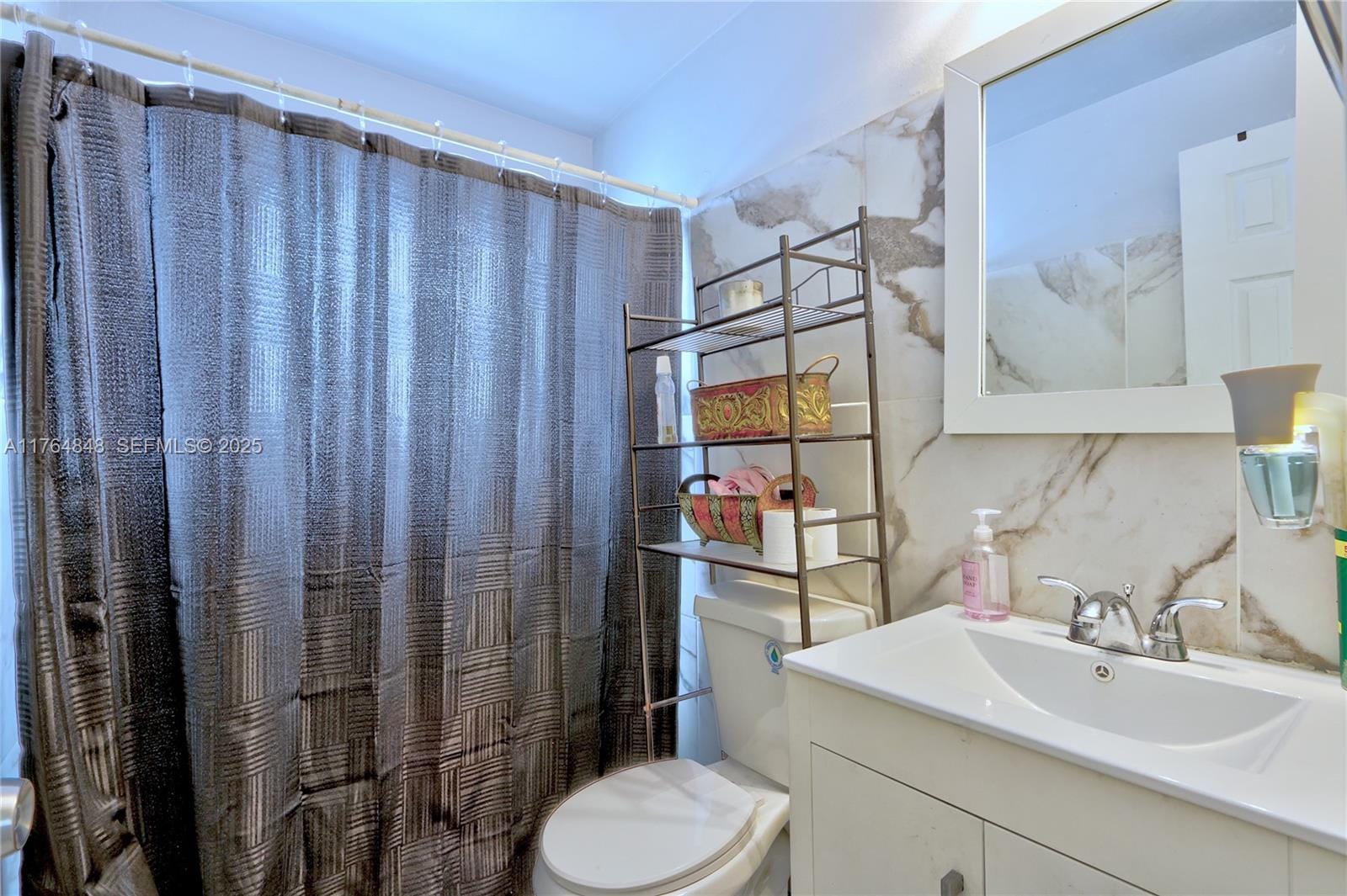 7501 & 7503 NW 6th Court, Miami, FL 33150 photo 11