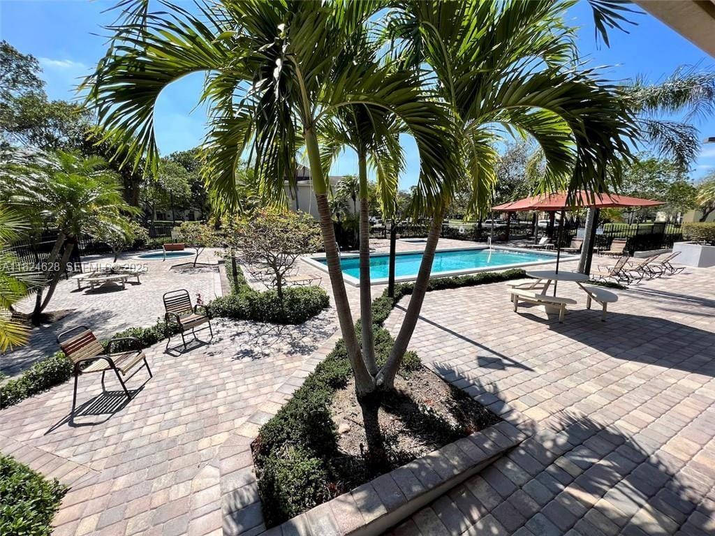 660 Cypress Club Way F11, Deerfield Beach, FL 33064 photo 10