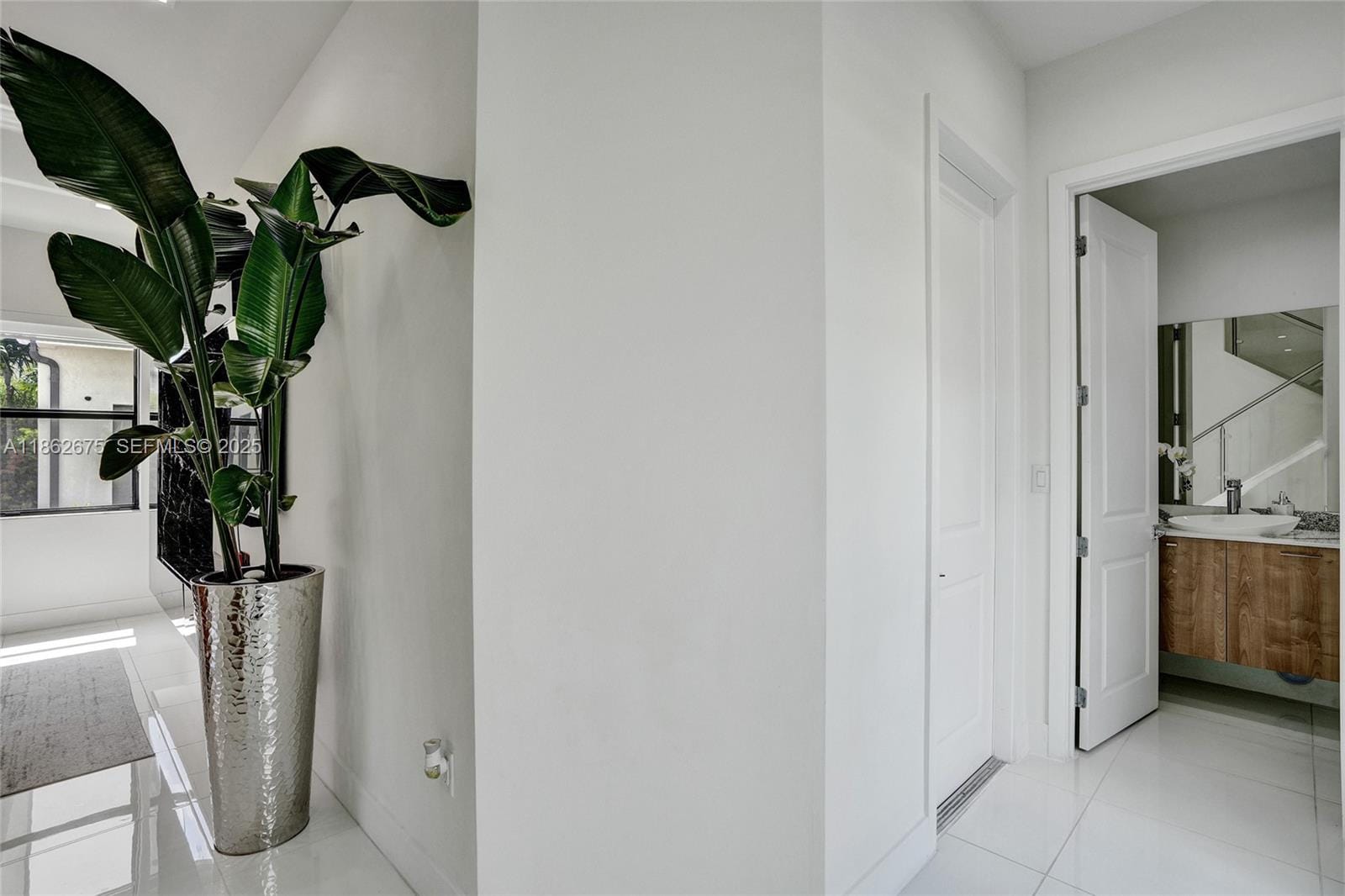 8211 NW 43rd Terrace, Doral, FL 33166 photo 25