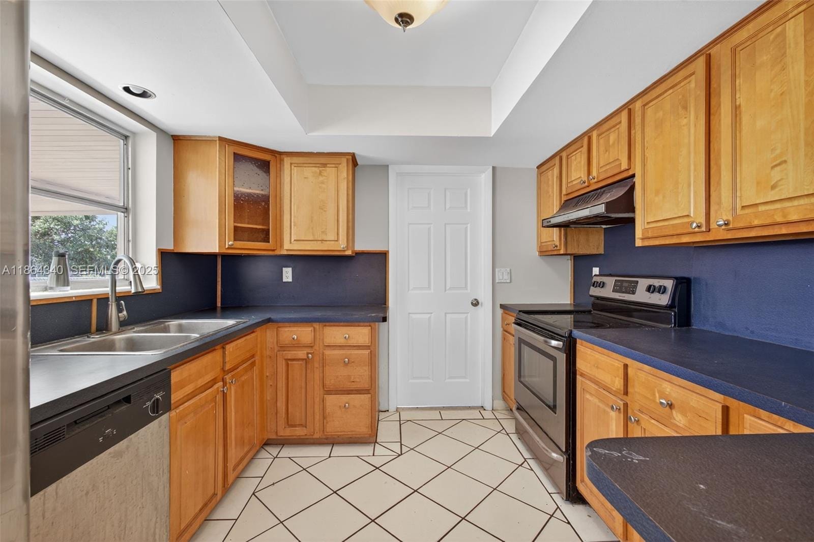 7107 Penny Lane — photo 8
