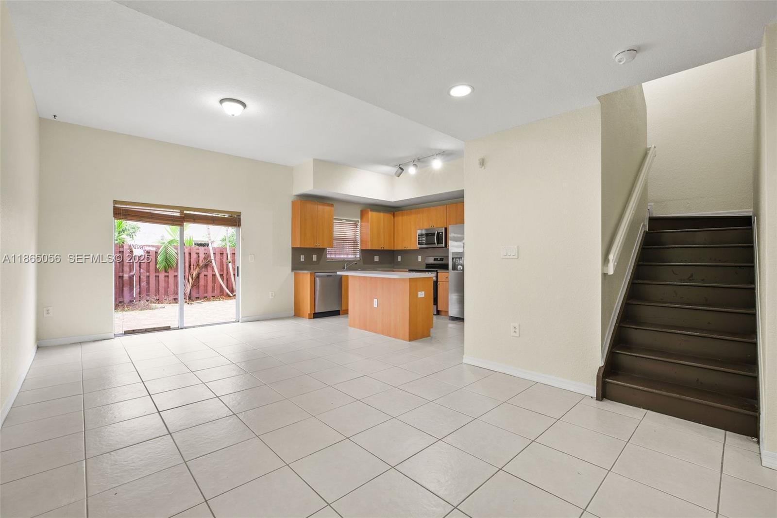 8919 SW 222nd Terrace, Cutler Bay, FL 33190 photo 3