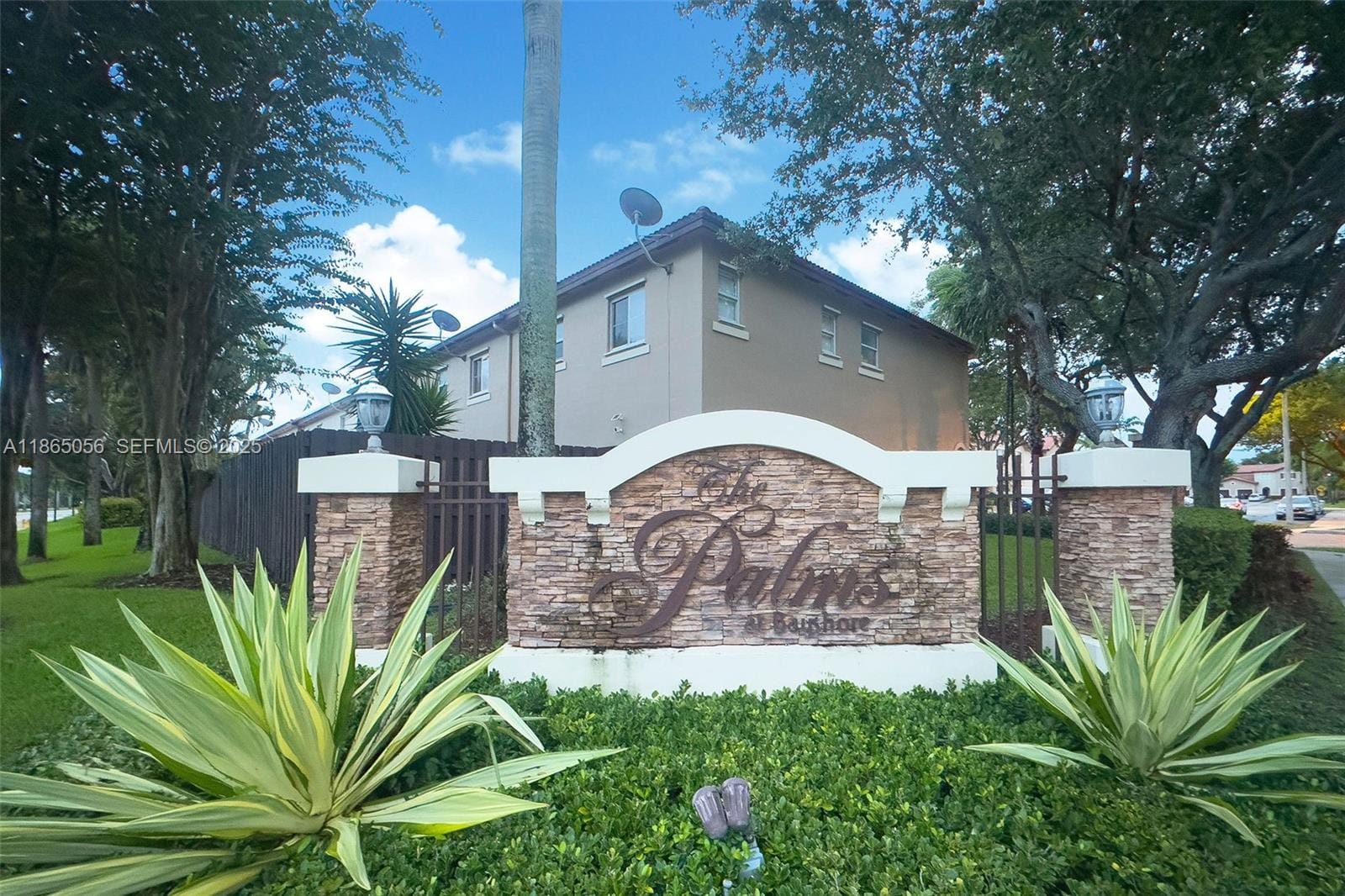 2 bedroom home for sale at 8919 222nd, Cutler Bay, FL 33190 — $369,999