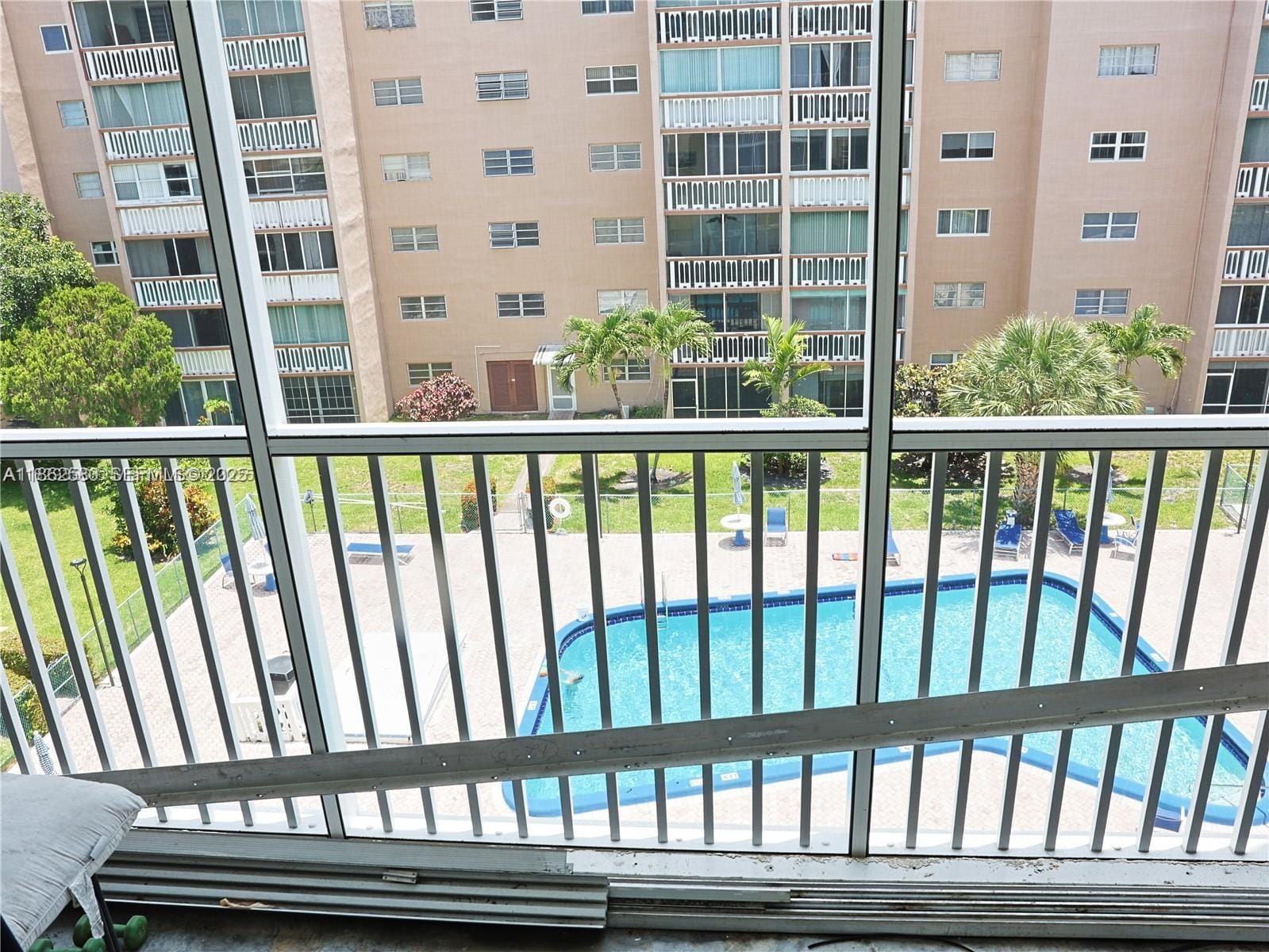 319 NE 14th Avenue 505, Hallandale Beach, FL 33009 photo 13