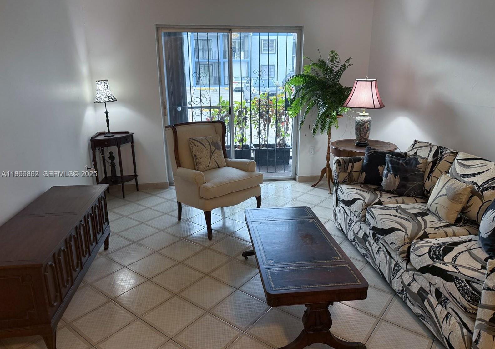 160 SW 30th Avenue 109A, Miami, FL 33135 photo 2