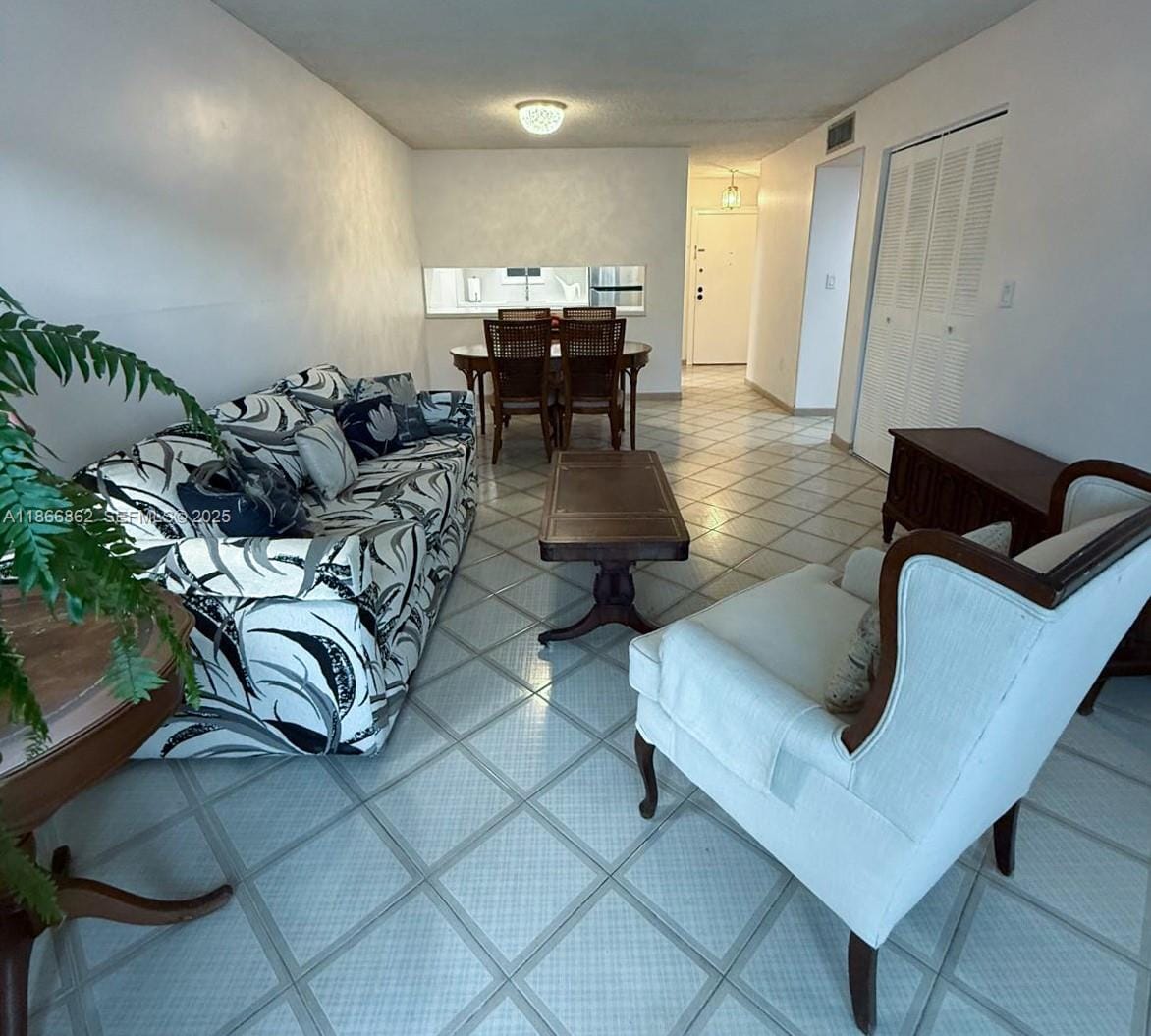 160 SW 30th Avenue 109A, Miami, FL 33135 photo 3