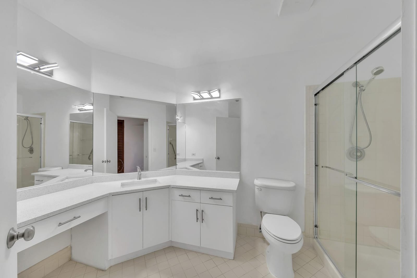 4111 Coral Tree Circle 324, Coconut Creek, FL 33073 photo 18