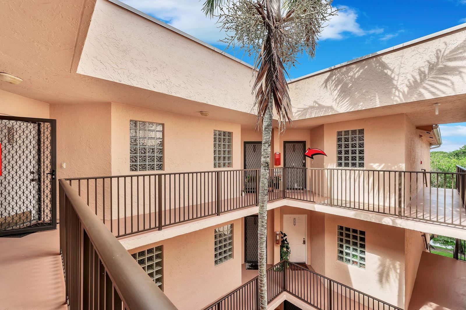 4111 Coral Tree Circle 324 — photo 5