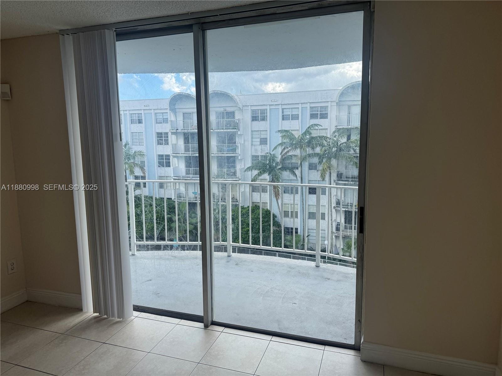 486 NW 165th St Road B-506, Miami, FL 33169 photo 14