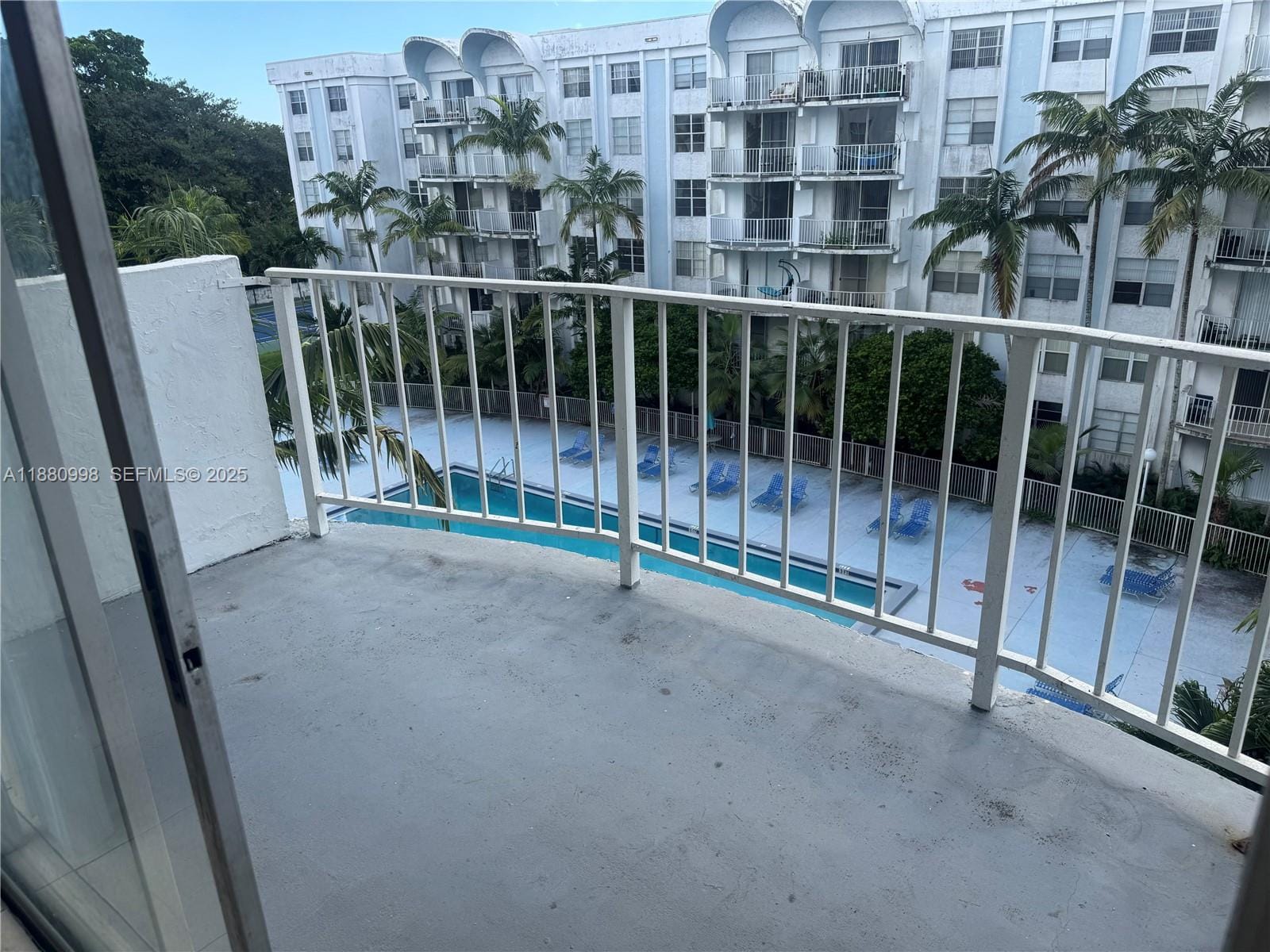 486 NW 165th St Road B-506, Miami, FL 33169 photo 15