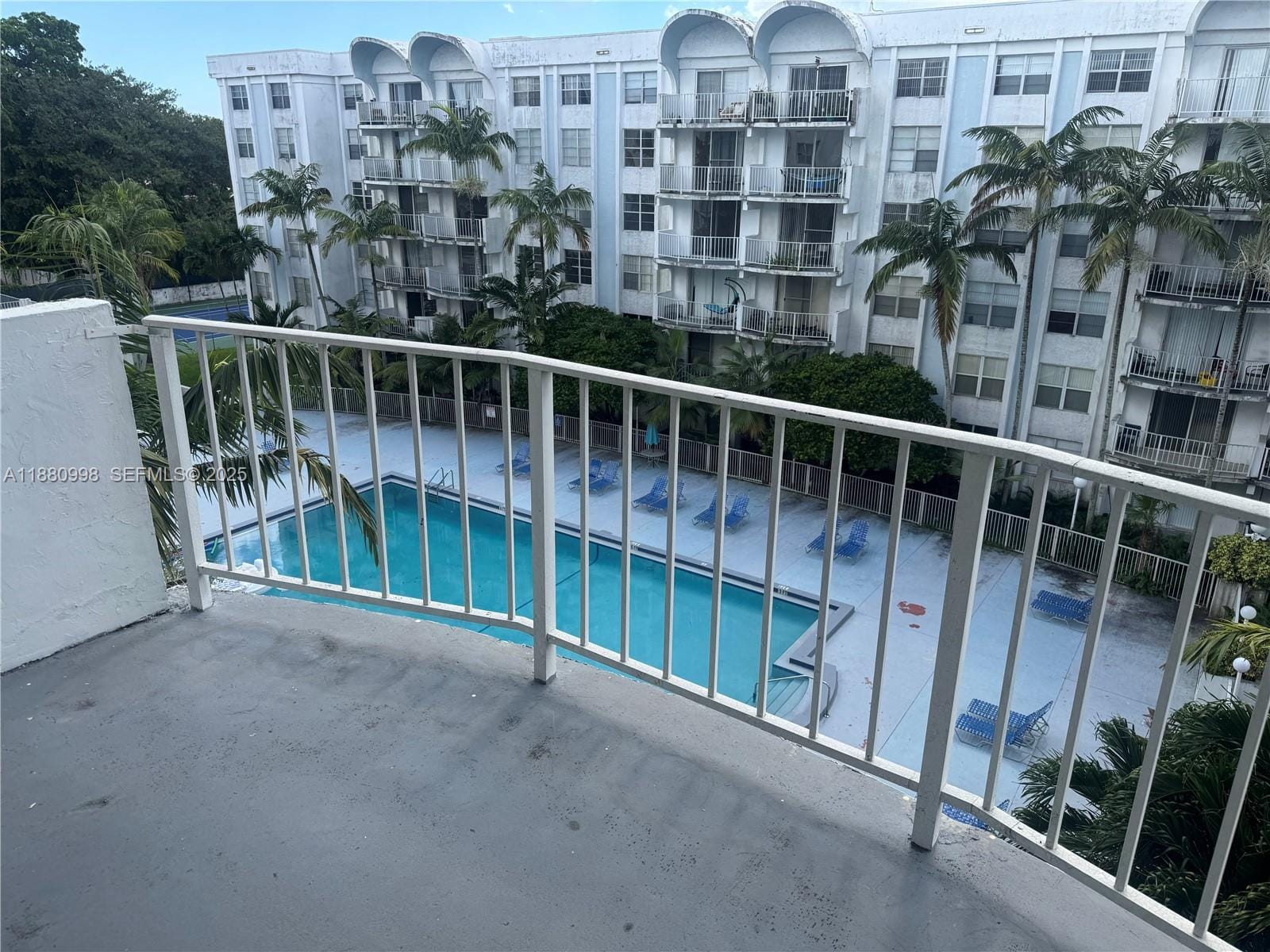 486 NW 165th St Road B-506, Miami, FL 33169 photo 16