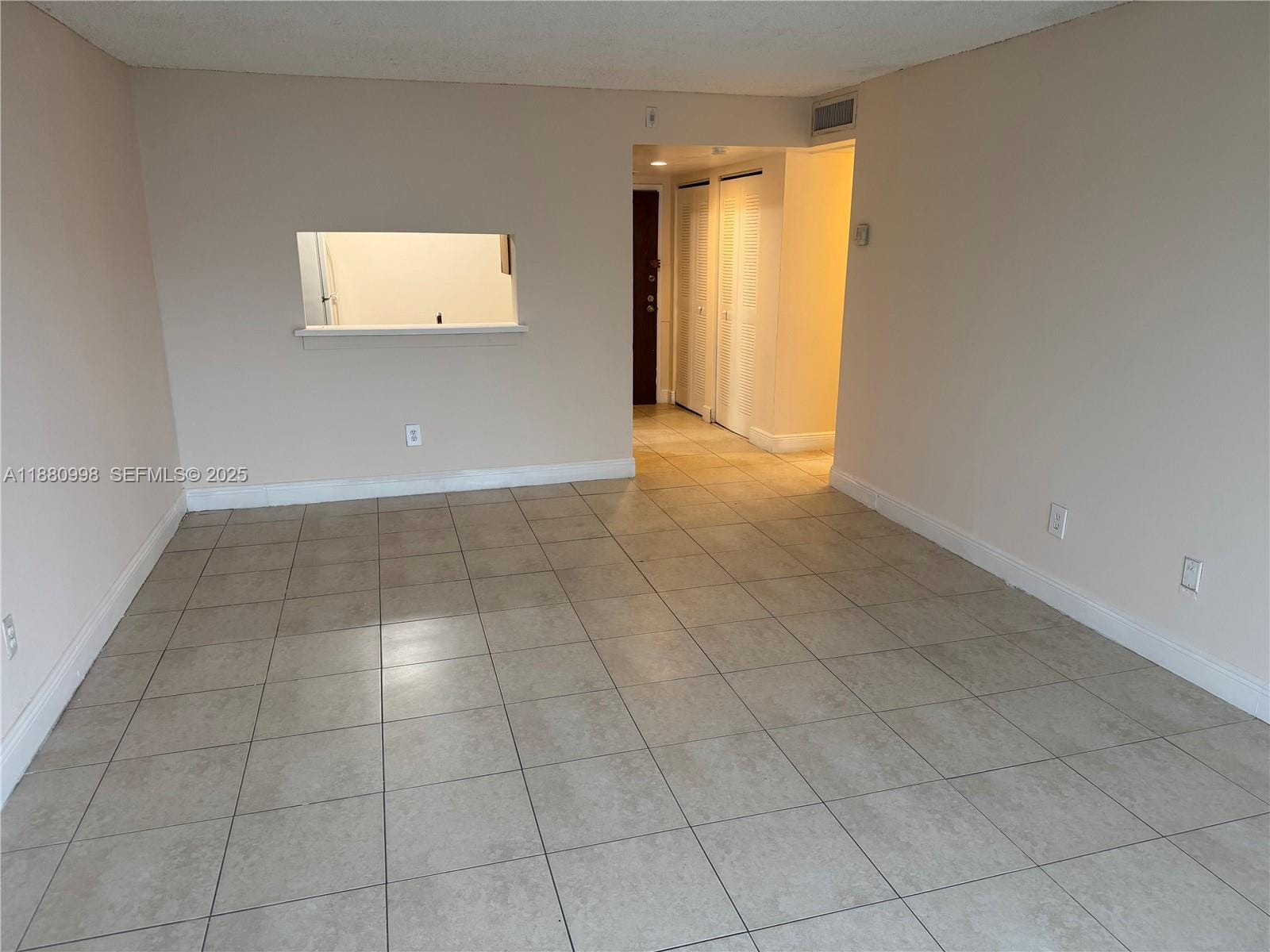 486 NW 165th St Road B-506, Miami, FL 33169 photo 6