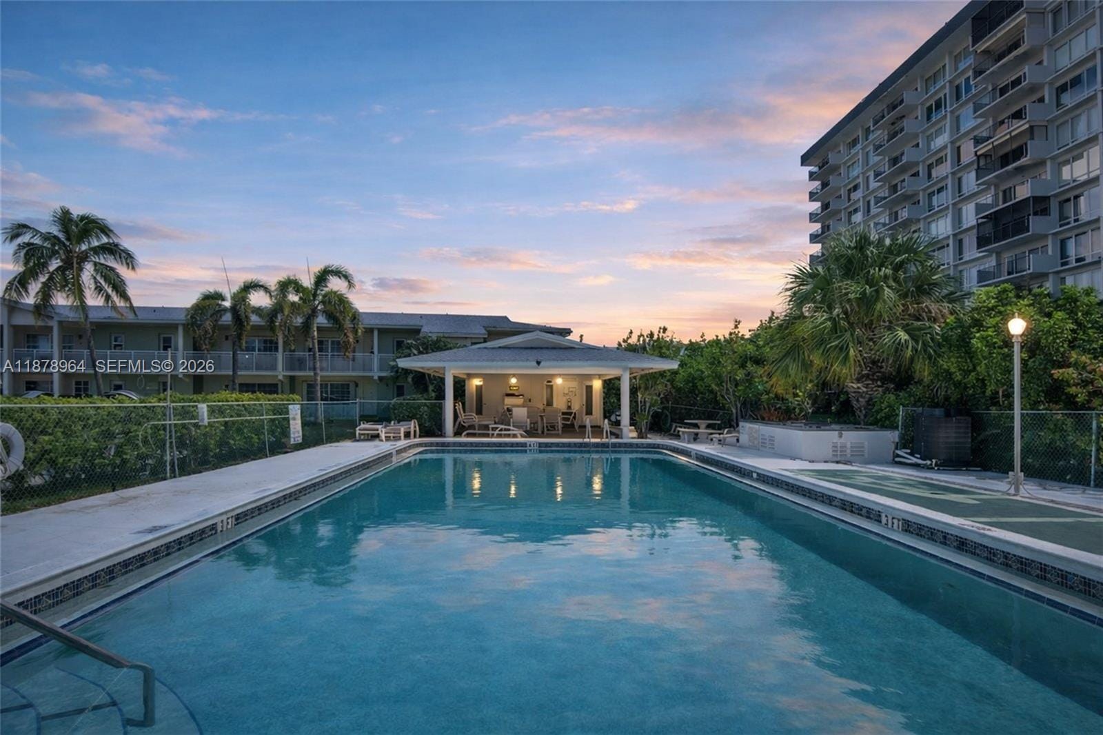 930 SE 9th Avenue 8, Pompano Beach, FL 33060 photo 7