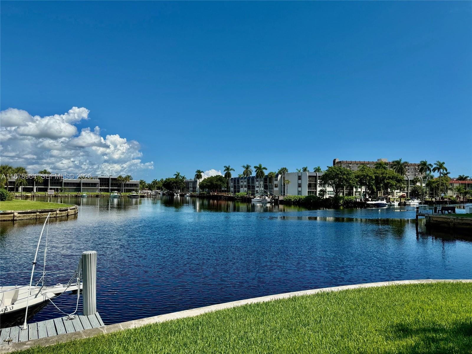 930 SE 9th Avenue 8, Pompano Beach, FL 33060