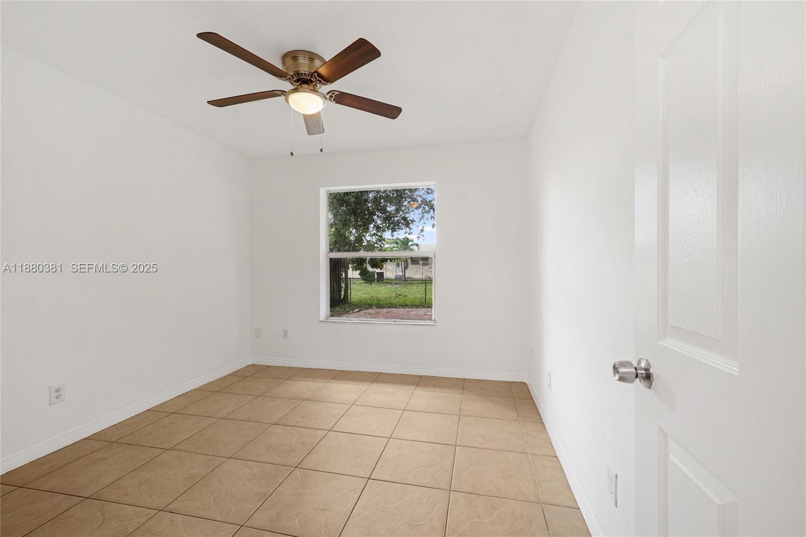 1009 SW 12th Avenue, Dania Beach, FL 33004 photo 14