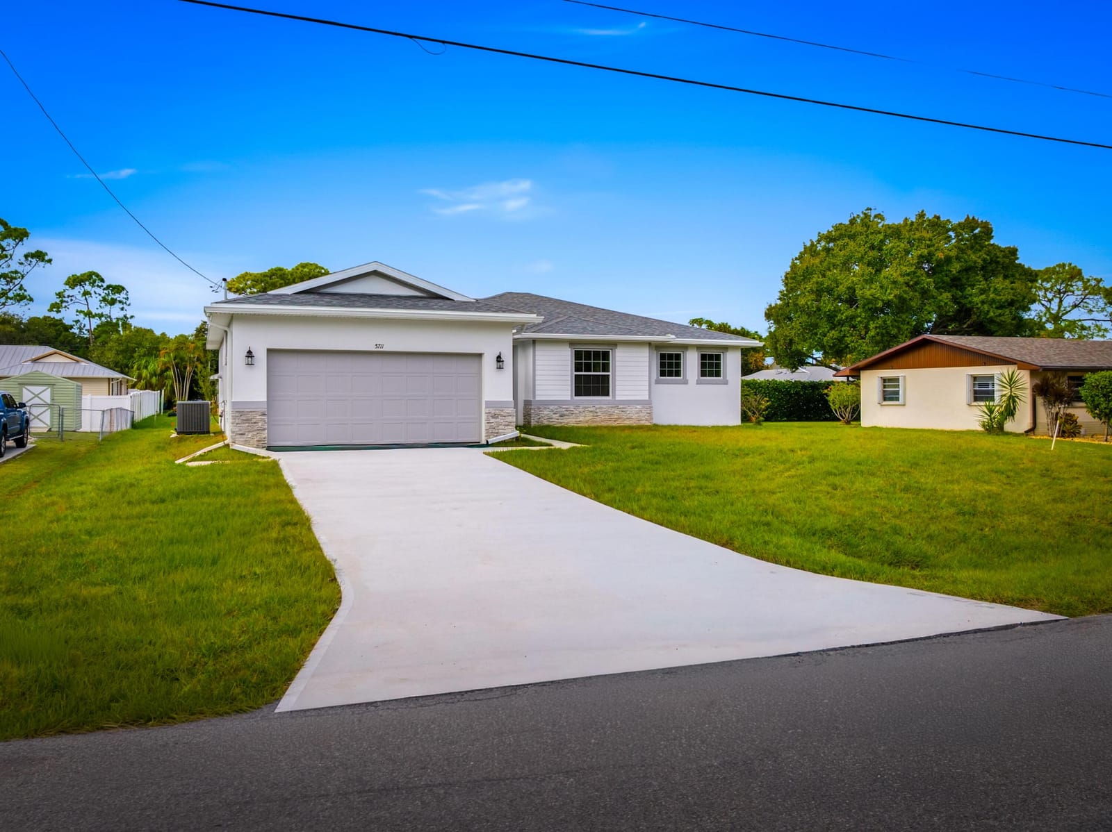 5711 Cassia Drive — photo 3