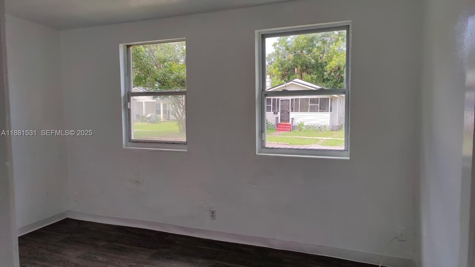 1630 Barnett Street — photo 11
