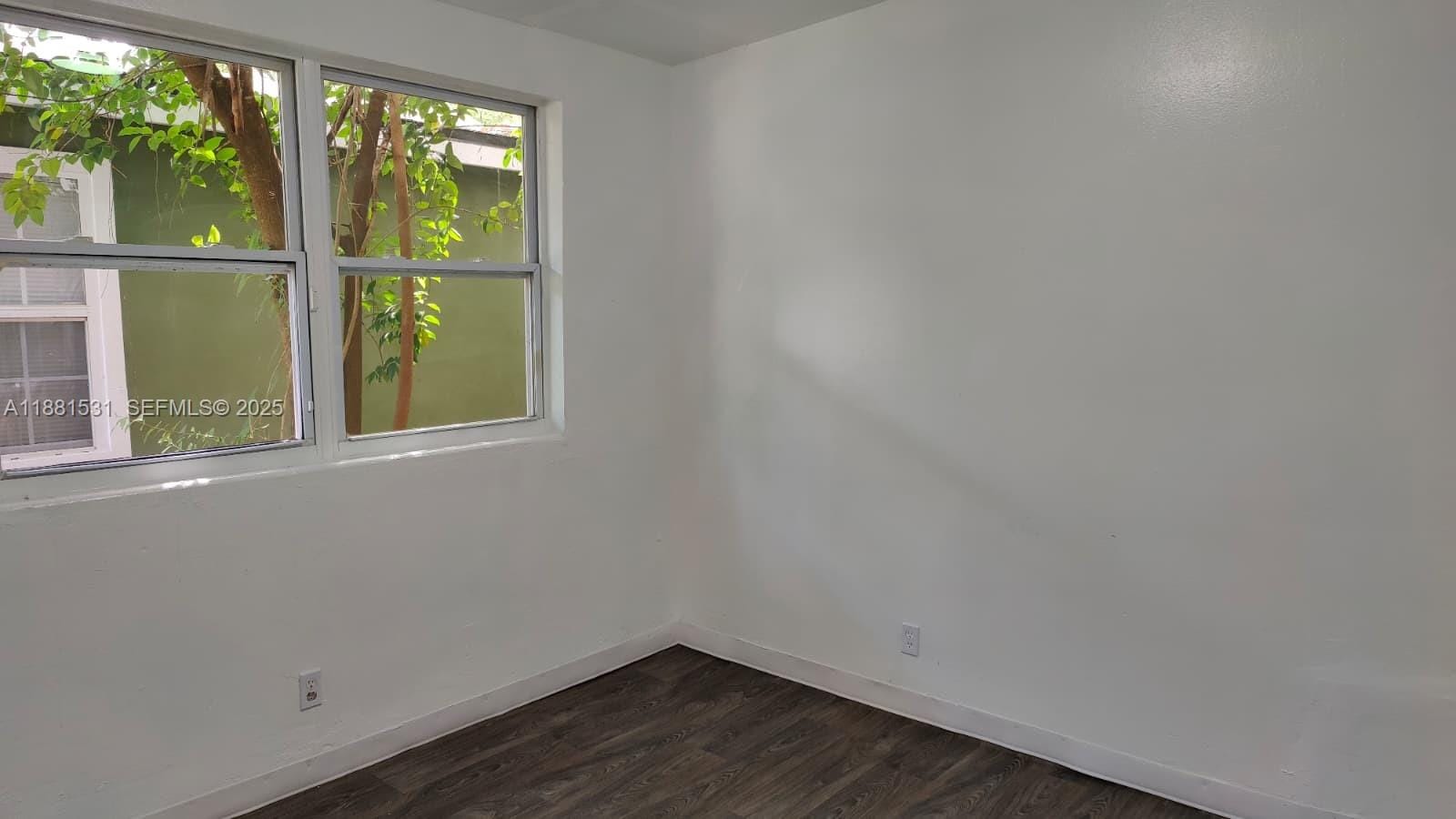 1630 Barnett Street — photo 7